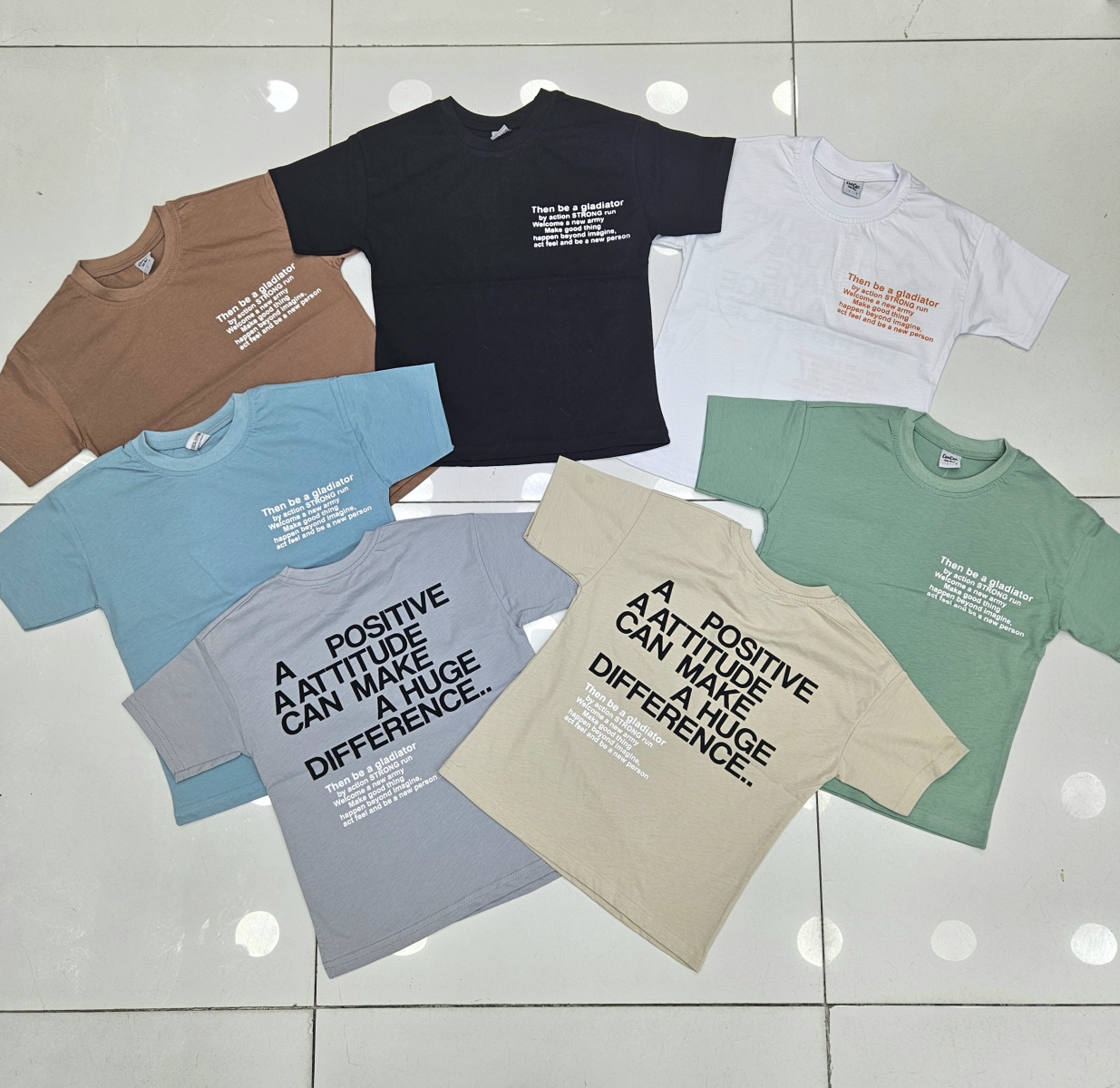 TSHIRT KUCUK YAZI ARKA BAS K.KOL