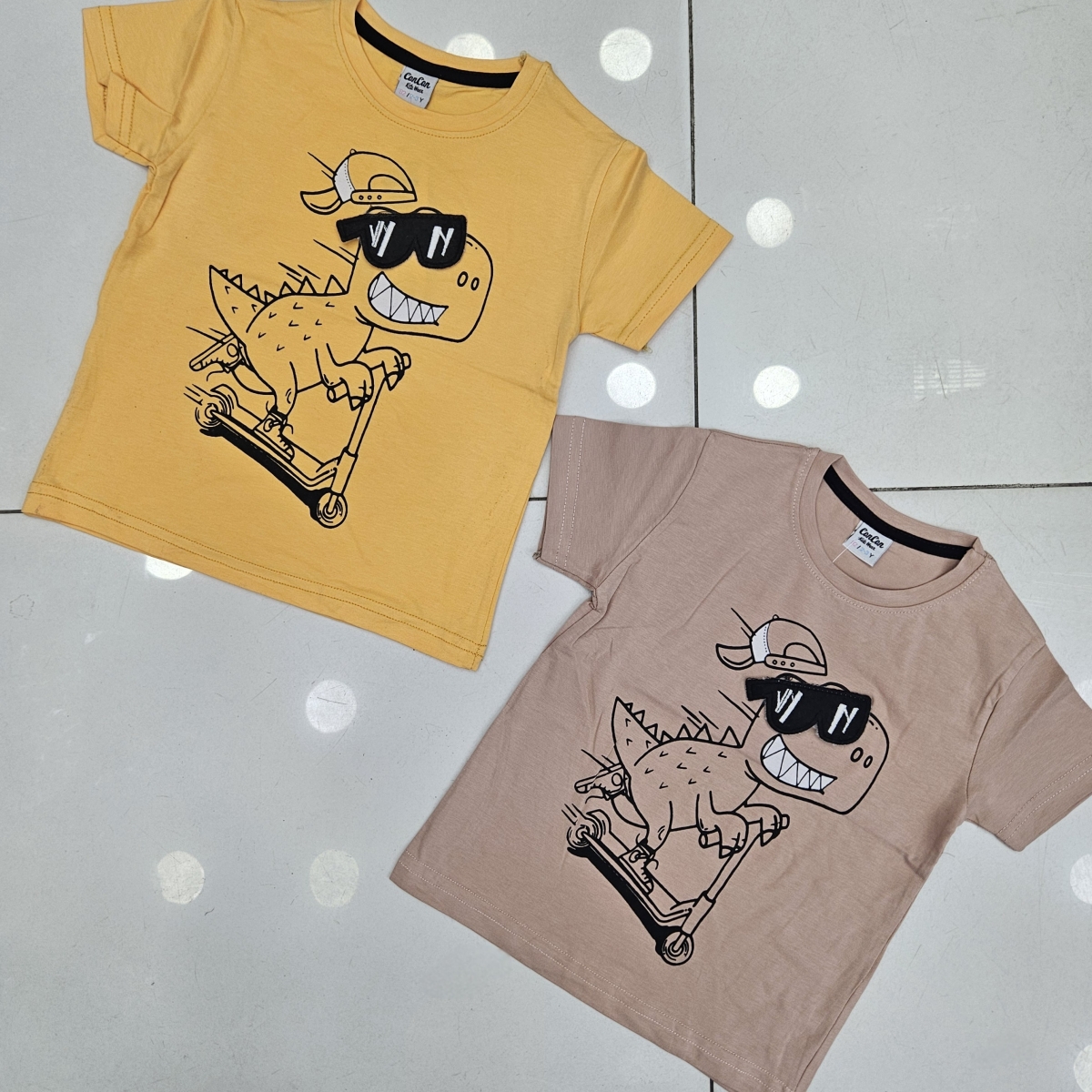 TSHIRT DINAZOR BASK. GOZLUK AKSESUARLI K.KOL